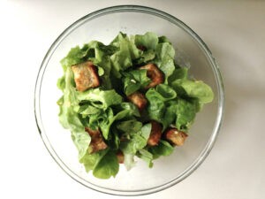 Recette Salade de laitue aux petits croûtons